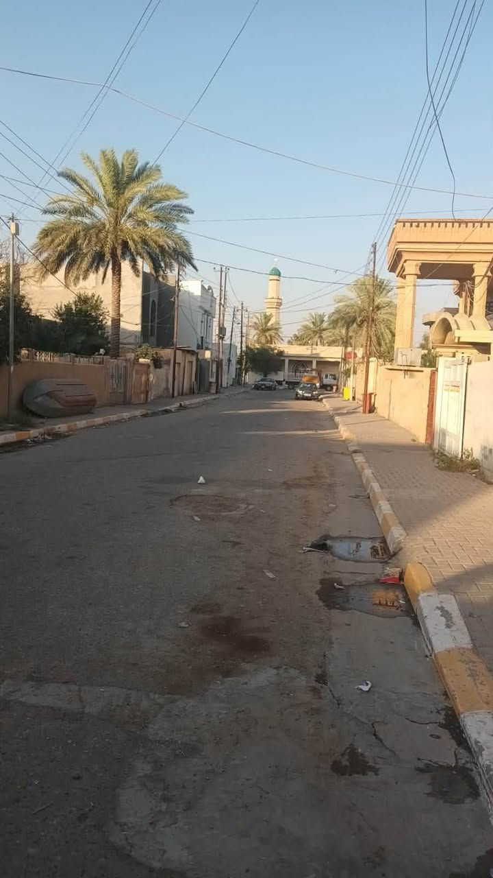 الزراعة
بيت للبيع ركن قرب جامع ابوايوب الانصاري 
المساحة بلسند 106م
المساحة واقع حال 180م
الواجهه7.5 النزال 24م
2 غرف نوم مع باقي الملحقات
للاستفسار ***********
