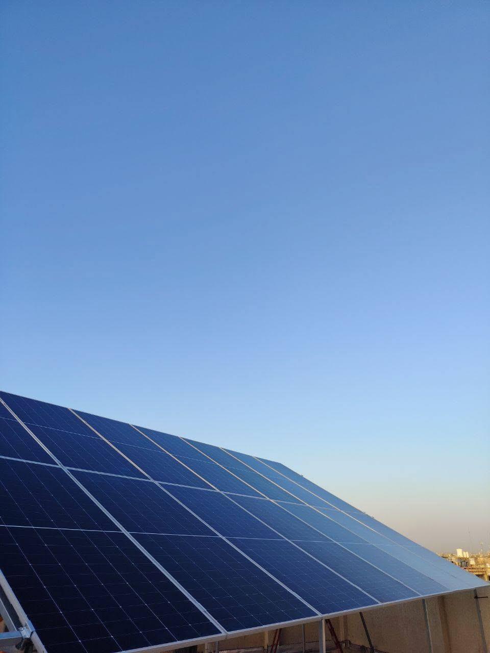 ☀️ إنجاز جديد من المدار للطاقة الشمسية ⚡️
تم اليوم بحمد الله تجهيز وتنفيذ منظومة طاقة شمسية بقدرة 30A باستخدام منظومة ALP Solar، مع الحرص على اختيار المكونات المناسبة وتنفيذ العمل بصورة مرتبة ودقيقة.

🔋 ALP Solar
اختيار نهتم به لما توفره من أداء عملي واستقرار في الاستخدام، مع منظومة مصممة لتخدم احتياج الزبون بالشكل الصحيح.

في المدار للطاقة الشمسية ما نبيعك مجرد منظومة…
نحرص أن نوفر لك حل متكامل، اختيار صحيح، وتنفيذ يليق بثقتك. 🤝☀️

📍 كربلاء
📩 للاستفسار عن المنظومات والأسعار، تواصل معنا على الخاص او الأرقام التاليه 
*********** 
*********** 

المدار للطاقة الشمسية | طاقة تعتمد عليها ⚡️
