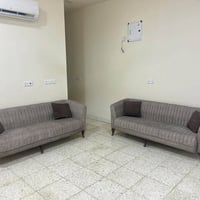 ٨ مقاعد • عراقي • رجول خشبية