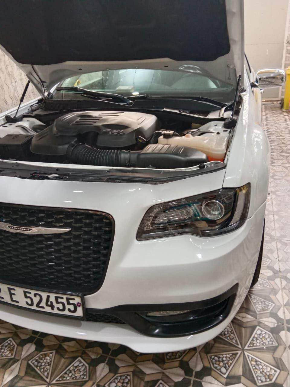 السلام عليكم 
للبيع فقط 
اوباما 2018 C فول مواصفات عده البانوراما 
حادث والسونار مرفاقات بالمنشور 
مواصفات:
كشن خزن +كشنات الاماميه كهرباء 
مري قلاب
كشنات تدفئه تبريد 
بجم عريض
لايت زنون LED
مكينة 3.6
وبعد مواصفات C معروفة 
گير ومكينه بالشرط
عليها ادامة كامله تخم تاير حدادية جديد
سعر 197 وبيها مجال
مكان نجف
*********** النجف, العراق

نص مكتوب في الصور:
- ٦:٣٢
- ١٦ يوليو
- ١٢:٥١ ص
- تحرير
- ٦:٣٣
- ١٠:٠١ ص