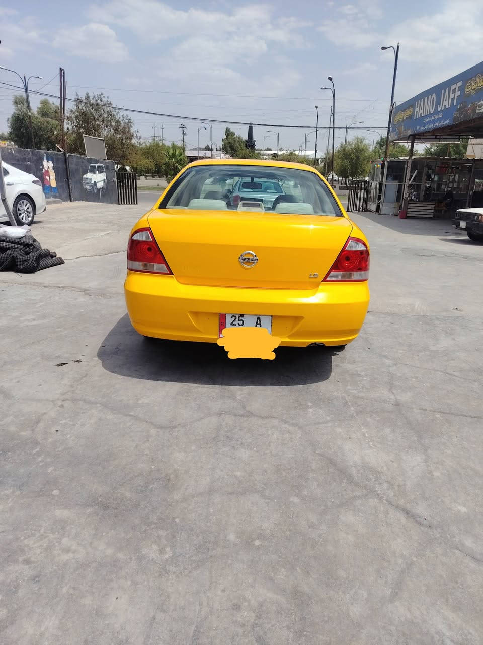 نیسان صنی کۆڕری مودیل 2012
سیارە بسمی رە قم کرکوک 
دە فتر بنزین بی 
نقابە سفر 
سیارە حیل حیل جدی صبوخ جدید شهرین
سییارة باب سکن ربع معجون بدون داواخل
سیارە عکس باب سکن معجون هم ربع بدون واخل 
سیارە اڵشواصنی الامامیة 2 رسعات بسیت
سیارە کیر بدل جدید شهرین
تاخم تیات جدید شهر شرای
باطری جدید ربع دینار مابی مسرف
محرك  16
مکان کرکوک 
***********
سعر 112 بی مجال
