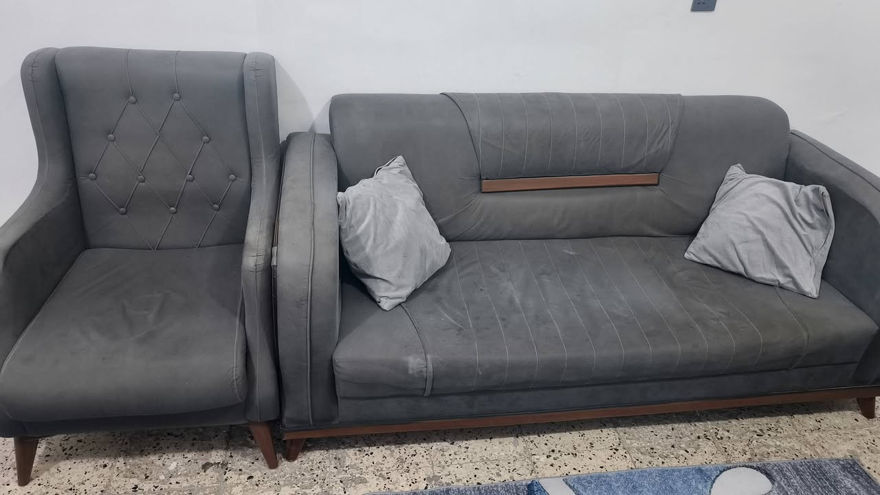 تخم مستعمل قطعتين نفر وقطعة نفرين وقطعتين 3 نفرات مع 6 كوشايات
الرجل الخلفية لأحدا ثلاثية مكسورة ولاكن تتصلح وحالة الكرويتات ونضافتها كما موضح في الصور
السعر 250 الف
موقع: شعب جمعيات
للتواصل: ***********
