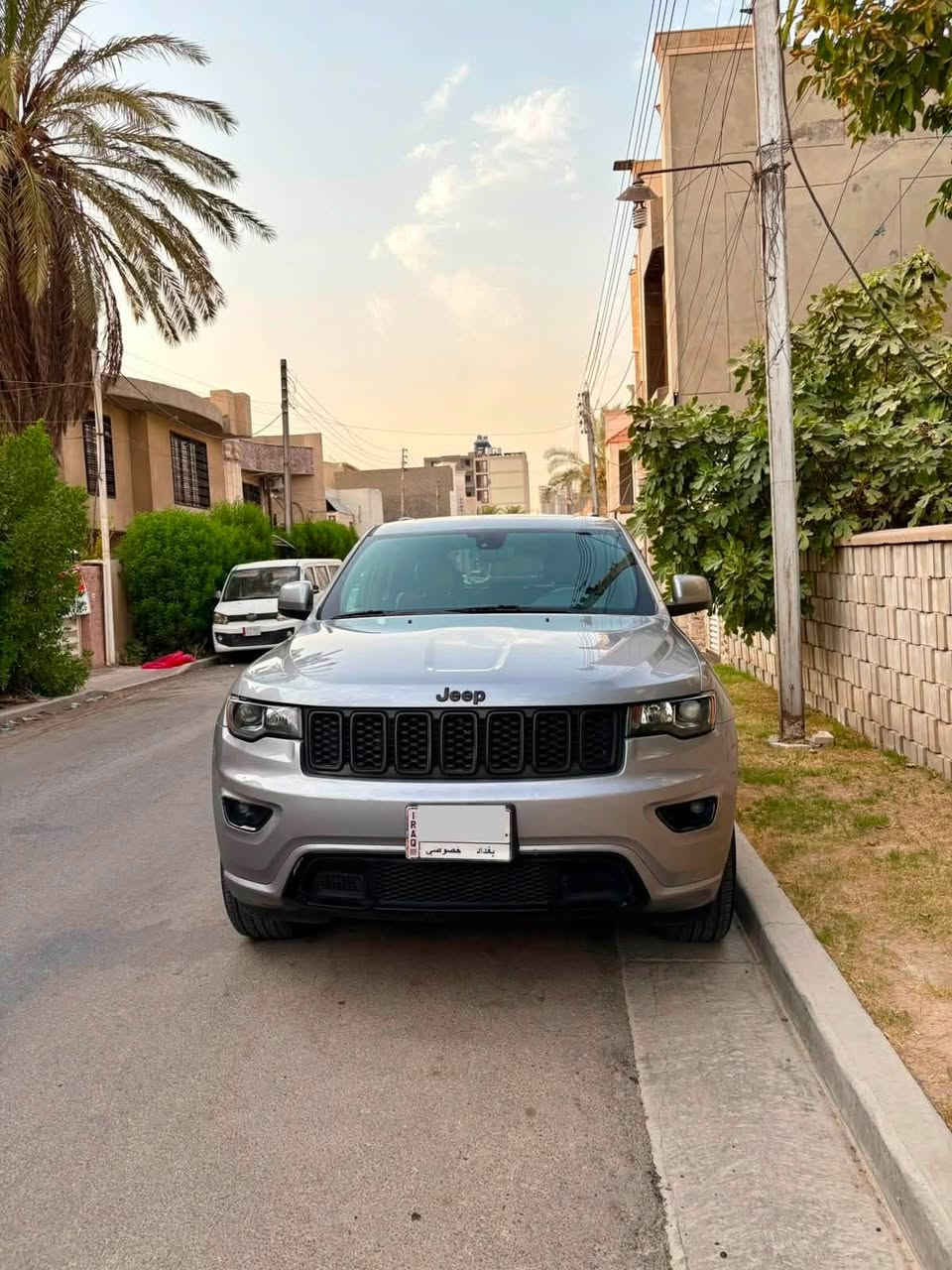 السلام عليكم جيب كراند شيروكي 2020 امريكي
بلاك توب رقم بغداد
ماشية 68 الف كيلو متر
فور ويل 4*4 فتحة 
سيارة جديدة مابيها اي نقص 
السعر 190 $ بيها شي بسيط 
بغداد / المنصور 
***********
