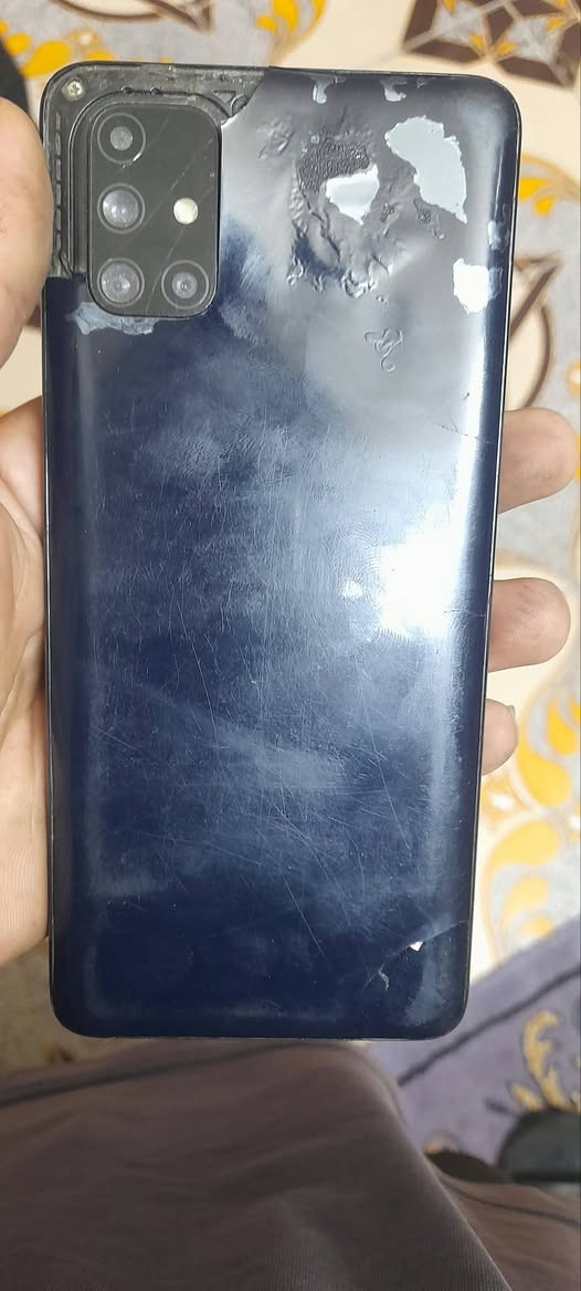 جالاكسي M51 • كامرة 50 • بياع شرطة رابعة