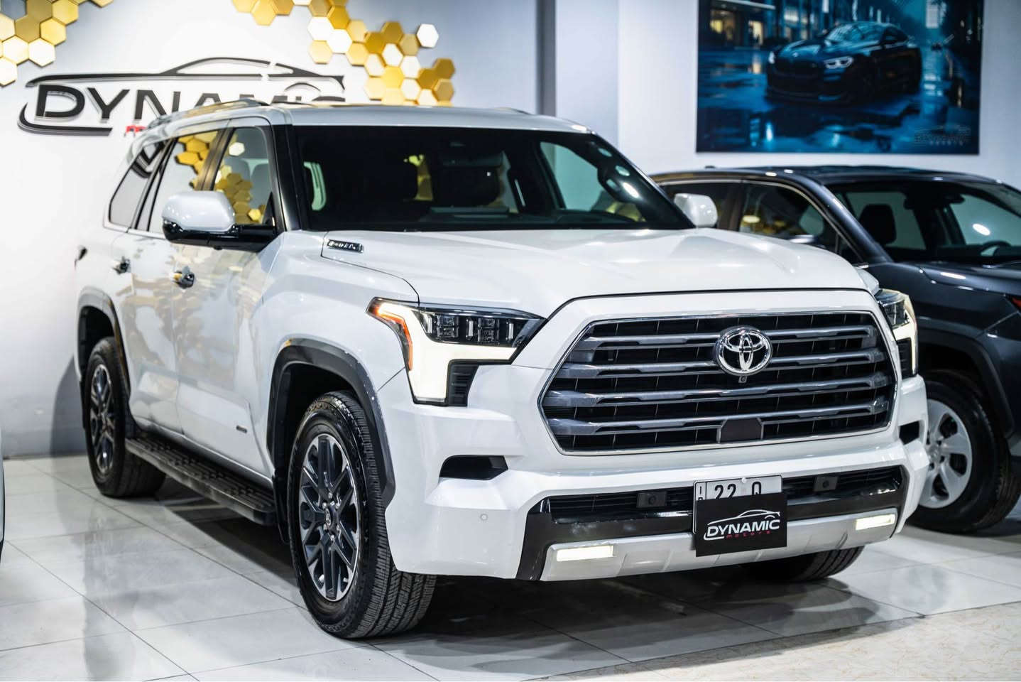 2025 TOYOTA SEQUOIA LİMİTED HYBRİD
سعر : 🔥🔥
موديل :2025
مواصفات : limited
محرك : 6 سلندر هايبريد
وارد : امريكي
عداد : 4,000ميل
صبغ : ٢ باب بدون داخل
رقم : ( اربيل)
ناونيشان هةولير جادةي حديد و خشب پيشنگاي دايناميك موتورز
بو زانياري زياتر پةيوةندي بكةن بة وتس اب
*********** 
=============== أربيل, العراق
