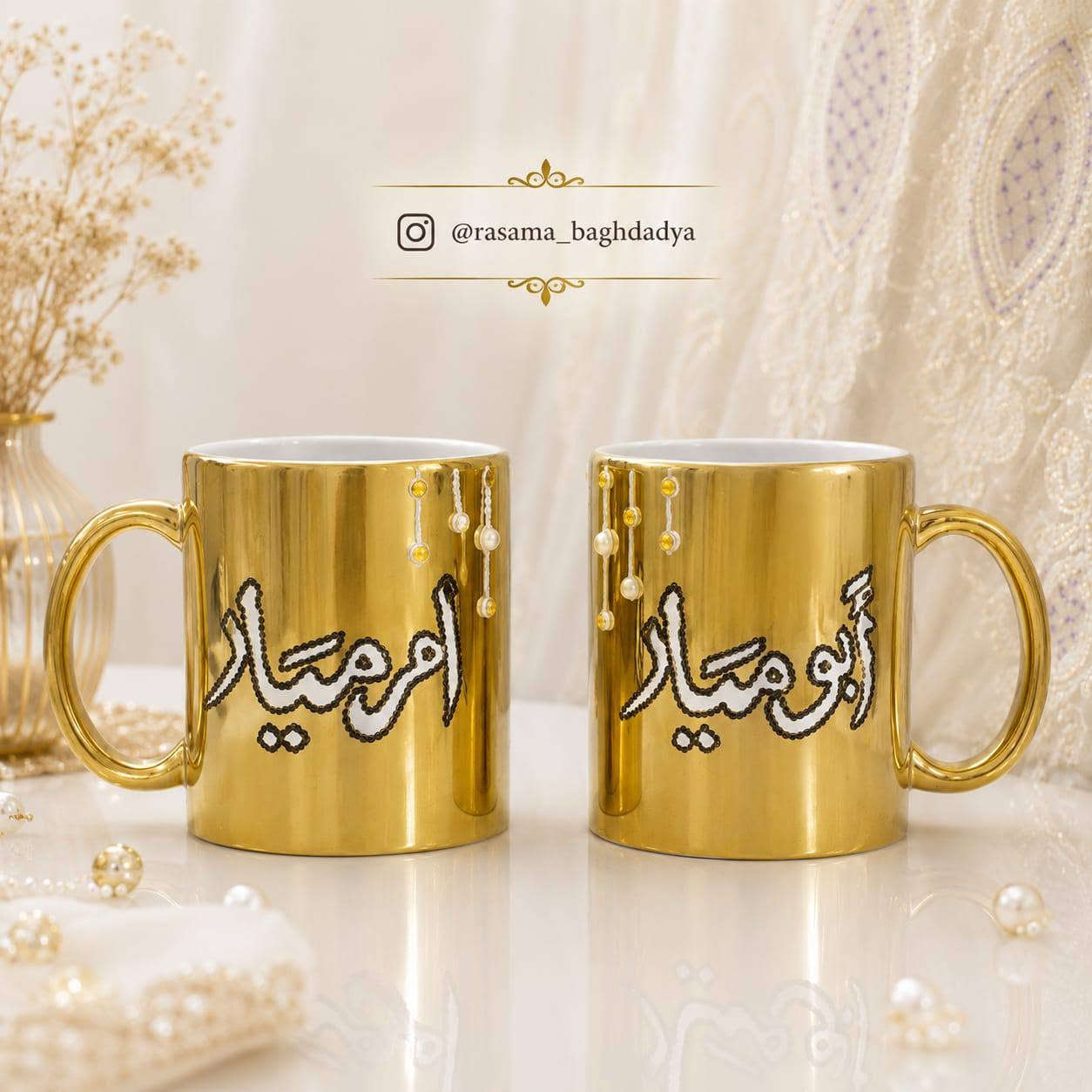 تحب تخلي كوبك مميز باسمك او اسم اي شخص تحبه أو اي عباره لطيفه تعجبك  متوفر عدنا رسم بالوان الزجاج على الاكواب أو اذا تحب تأخذ هديه راح تكون كلش هديه لطيفه وسعرها مناسب بنفس الوقت للحجز والاستفسار التواصل ع الخاص او على رقم الواتساب ***********
