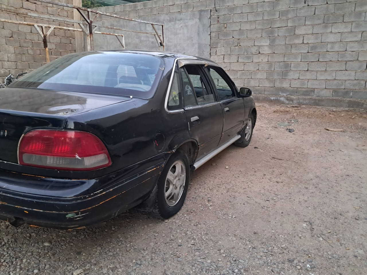 فراشه كير عادي بسمنه جاهزه مكينه حلوه كهرباء كلها شغاله سعر ٢٠ مكان السياره بعقوبه هاتف***********
