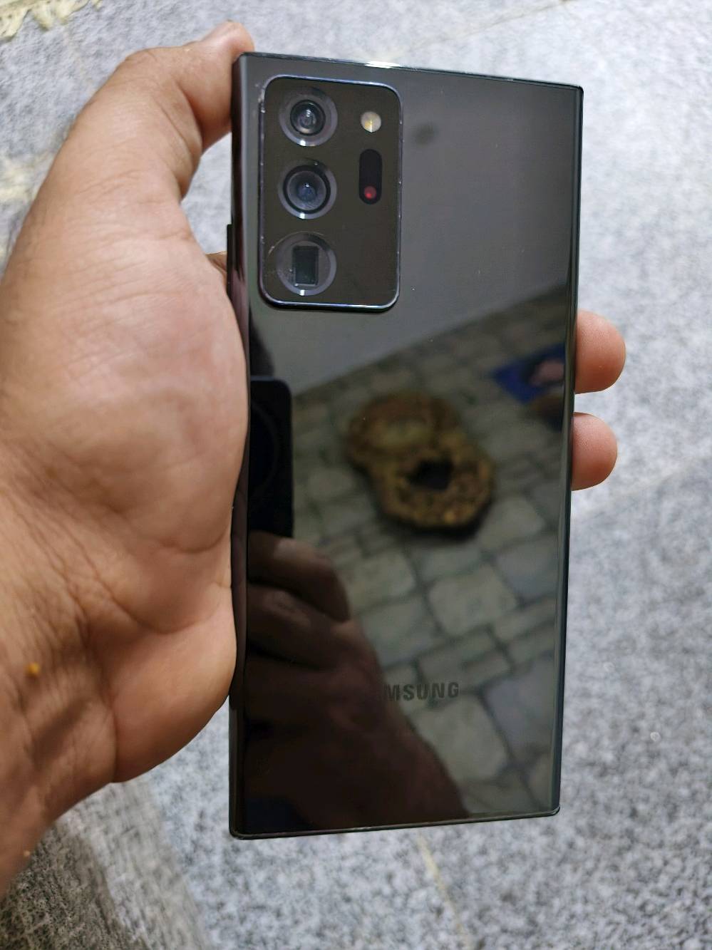 Samsung Note 20 Ultra
الجهاز مستبدل شاشة وسط  
وبيها فطر خفيف
ببجي 90 فريم
256/8
المكان بابل