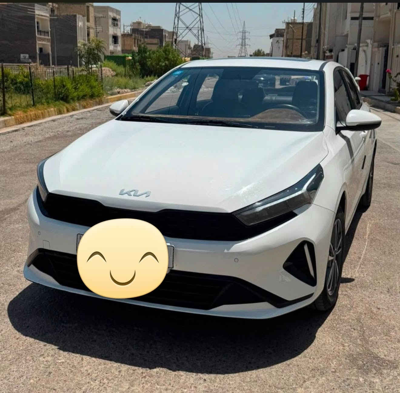 السلام عليكم  كي ثري مديل 24فول داخل لونين مميز رقم بغداد الجديد باسمي  ماشيه 24الف حقيقي كفالة عامه ماعدي بارد قليل بالجاملغ الايمن سبير ما نازل 🔹 محرك 1500cc دبل نوزل🔹 فتحة سقف🔹 بصمة تشغيل ودخول ذكي🔹 هاند بريك كهربائي🔹 كاميرا خلفية + شاشة عرض🔹 حساسات أمامية وخلفية🔹 مقاعد جلد فاخرة🔹 أضواء LED أمامية وخلفية🔹 مرايا كهربائية بإشارات LED وميزة الشفط🔹 وضعيات قيادة (اقتصادي – ذكي – رياضي)اتصال على الرقم *********** بغداد البلديات السعر 135 وبيهه مجال
