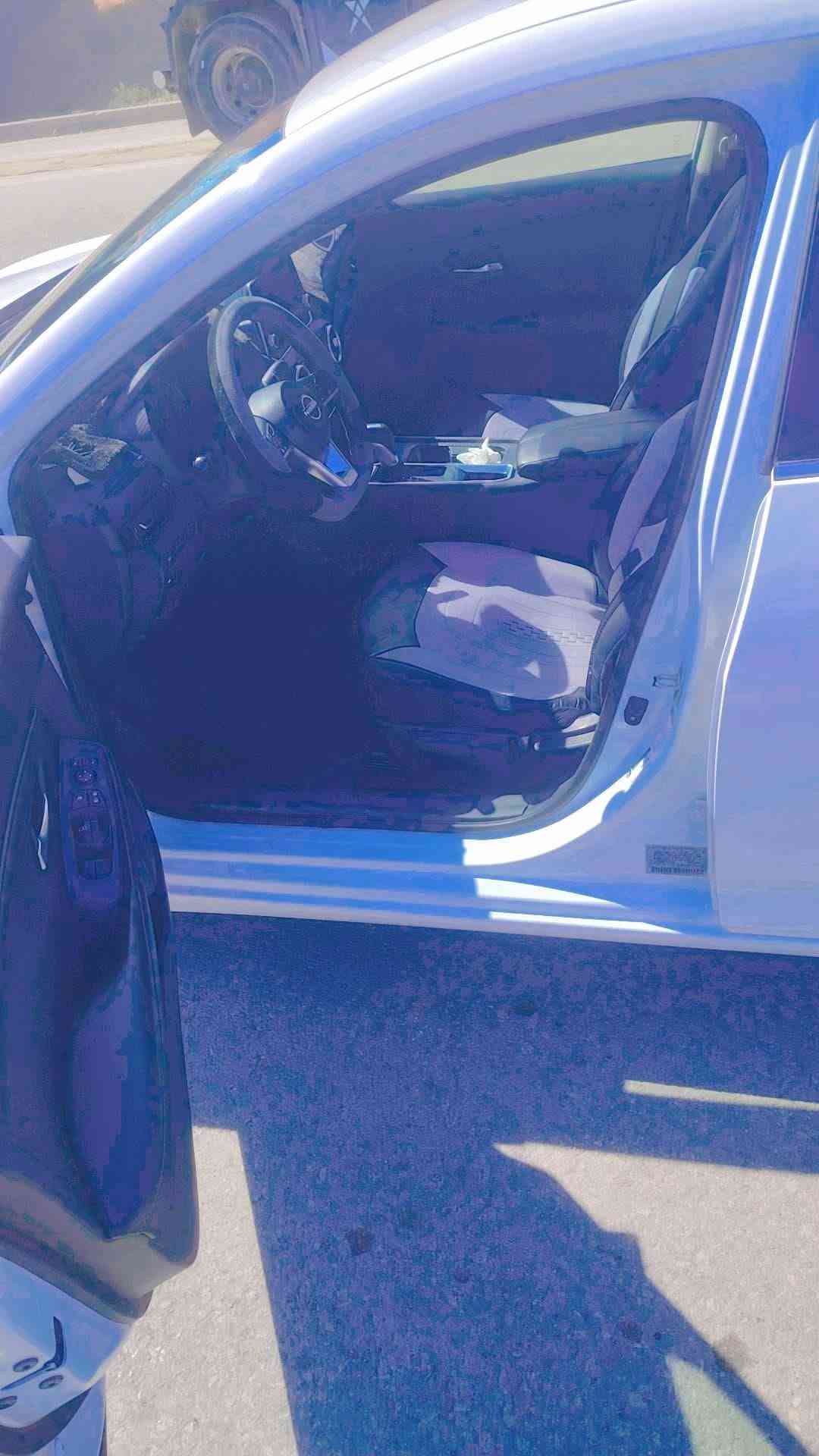 🚗 للبيع نيسان سنترا SV موديل 2025

*رقم اربيل

المواصفات:

ماشية 23 الف ميل 

* موديل: 2025

* الفئة: SV

* محرك 2.0 لتر بنزين

* ناقل حركة أوتوماتيك CVT

* دفع أمامي (FWD)

* كاميرا خلفية

* نظام التحذير من النقطة العمياء (Blind Spot Warning)

* نظام التنبيه عند مغادرة المسار

* مثبت سرعة ذكي

* نظام فرملة طوارئ أمامية

* شاشة وسطية مع دعم Apple CarPlay وAndroid Auto

* السيارة وارد أمريكا

*ايرباك راجع سستم

📌 رقم الشاصي (VIN):
3N1AB8CV3SY224072
ضررها فقط بالتاير بيها شبر يم الدوسه 

📞 للاستفسار:

***********

السعر:162 وبي مجال
