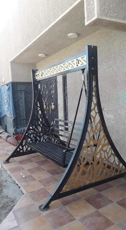 اسعار تنافسيه  داخل خانقين
حدادة باب وشباب  + + والدرج الحديد + 
سقايف الكيسبان  + الكيربي + والكرفانات كاملة +مراجيح حسب الطلب  
مراسله صفحه ***********
