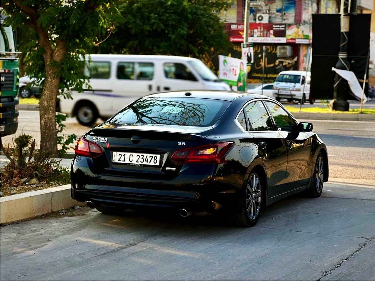 السلام عليكم ..
من رخصة الادمنية المحترمين 
للبيع نيسان ألتيم SR Specia n موديل 2018
📞 واتساب:
***********
***********

🚘 السيارة ماشية 180 ألف كم
✅ فول مواصفات
✅ بدون سلايد
✅ المكينة والقير على الشرط لمدة شهر
✅ السيارة بيهة جامرلغ سكن مبدل تجاري و ٣ارباع البونيت ،
✅ دهن القير و المحرك جديد مبدل 
✅ السيارة جميلة جداً
✅ مرفق صور الحادث في المنشور 
✅ السيارة على الشرط من جميع النواحي
✅ 4 تايرات جديدة
✅ سيرفس كامل
✅كشن جلد+خيط ازرق سبيشل  
✅كشنات هيتر 
✅كشن كهرباء طبعا 
✅شاشة جبير+خريطة بلاد ميموري 
✅قير شفتات بالستيرن 
✅براد القير مشدود اله و كامل 
📍 المكان: السليمانية
💰 السعر: 118$، قابل للتفاوض
اي استفسار ارقام موجودة واتساب و بالخدمة
