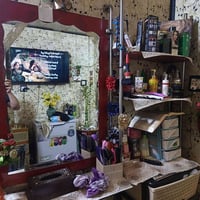 مرايه ستيل وبيهه رفوف ٢ كبار للبيع مكاني بسويب ب٥٠ وبيهه مجال  رقميى٠٧...