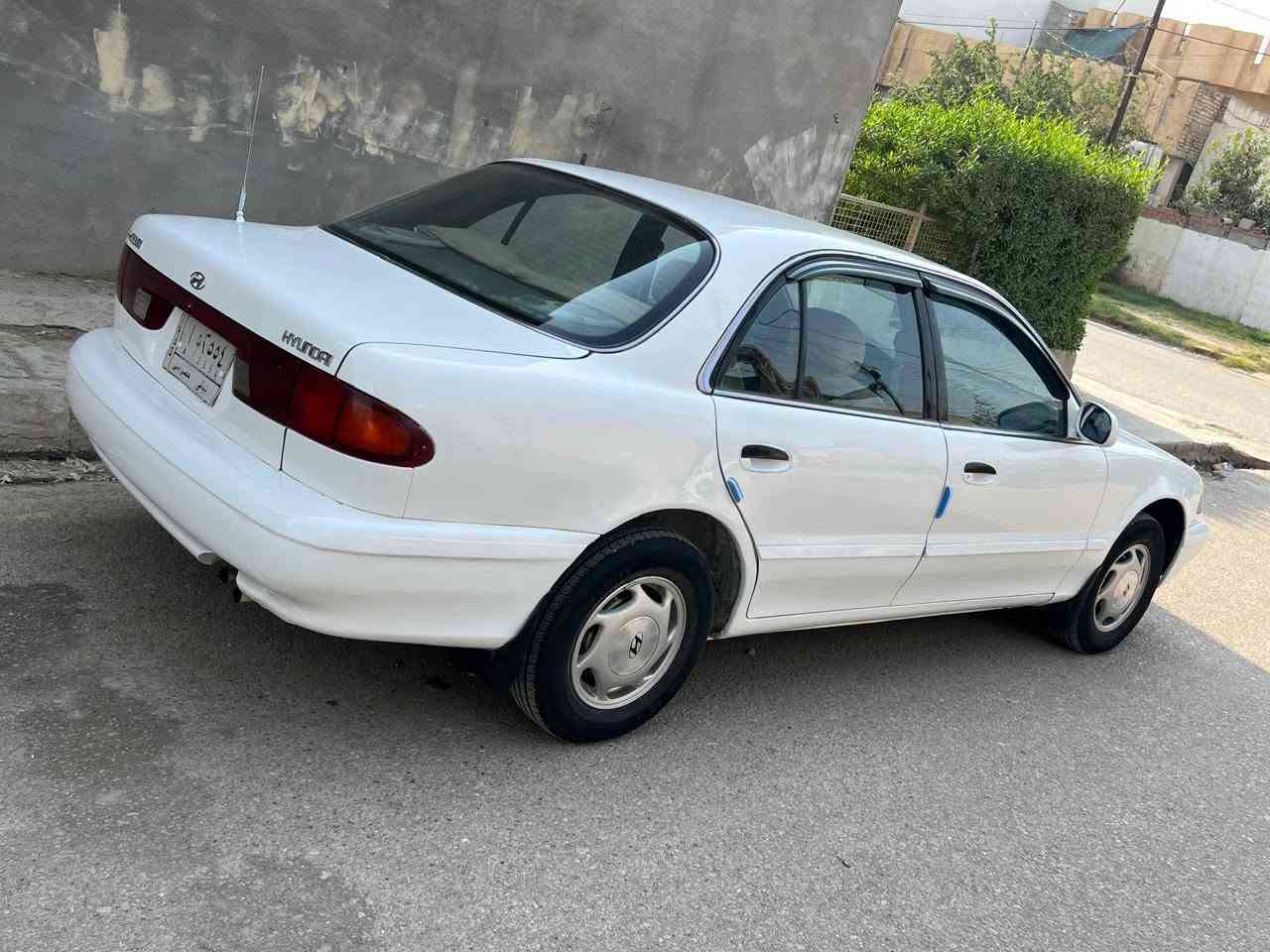 السلام عليكم سوناته تو كير عادي رقم ديالى  انكليزي موديل 95سيارة خير من الله مكان خان بني سعد رقم تلفون *********** السعر 47وبيها مجال حك جيتك
