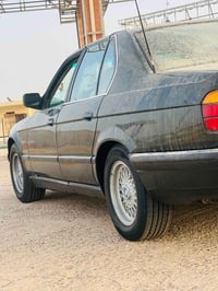 بي ام ٧٣٥ • ١٩٩٠ • البصره الزبير