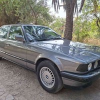 بي إم دبليو • ١٩٩٤ • كشنات جلد