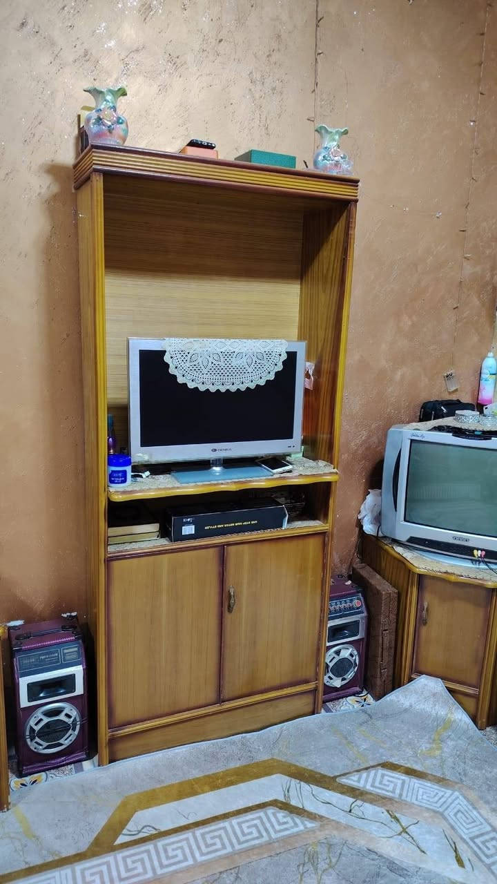 السلام عليكم قرفه اخساب كامله البيع السعر 650 وبيها مجال بسيط اتصل على صاحب القرفه اني مجرد ناشرها ‏‪***********‬‏
