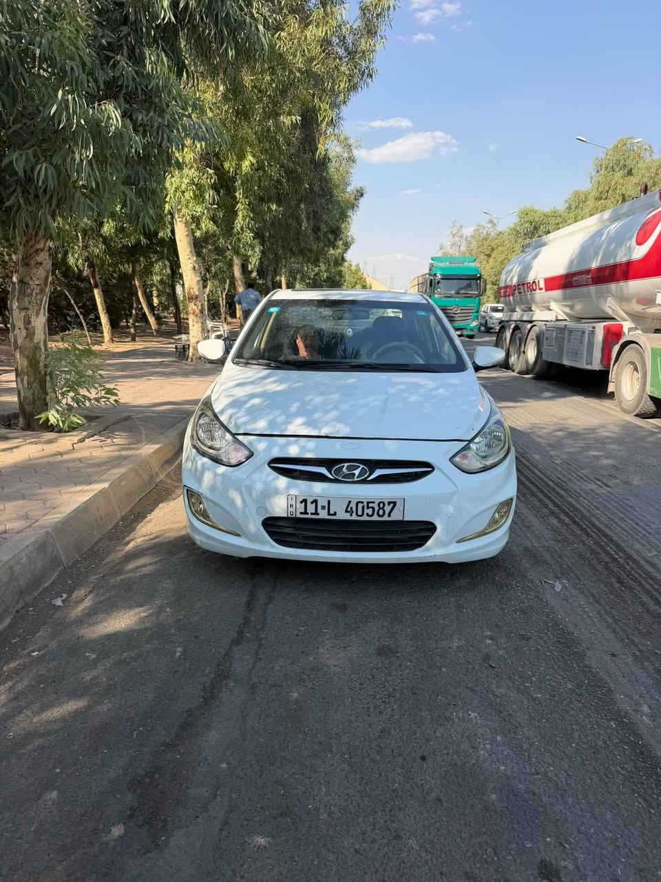 اكسنت خليجي موديل ٢٠١٣ بلو للبيع
دوش قطرتين 1600
كير ومحرك كفالة

فتحة
منظومة تبريد كاملة جديدة
تخم تاير جديد
دسكات وفيت بم

ماشية ١٣٠ كيلو
بيها صبغ نص جاملغ خلف السائق
ونص الباب
وبيها كم رصعة وبارد

بدون ايرباك
هزة ورقم وسنوية جديدات
 
مكانها بغداد
السعر ٩٣ وبيها مجال بسيط

***********
