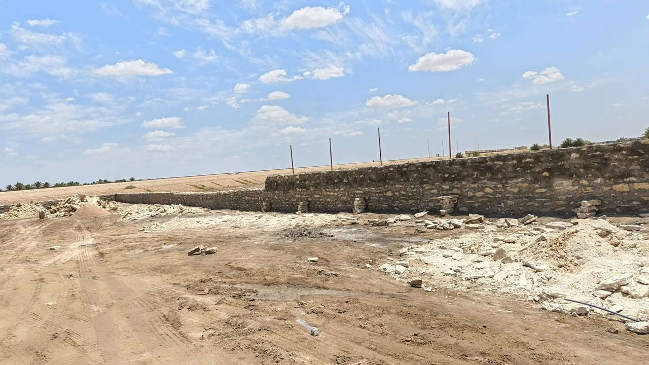 شقل حسب طلب طابوك حجر بلوك فرمستون مكطوعه يوميه تريد عله دبلل بل خدمه خوكم بو علي بن المري هذا رقمي ***********
