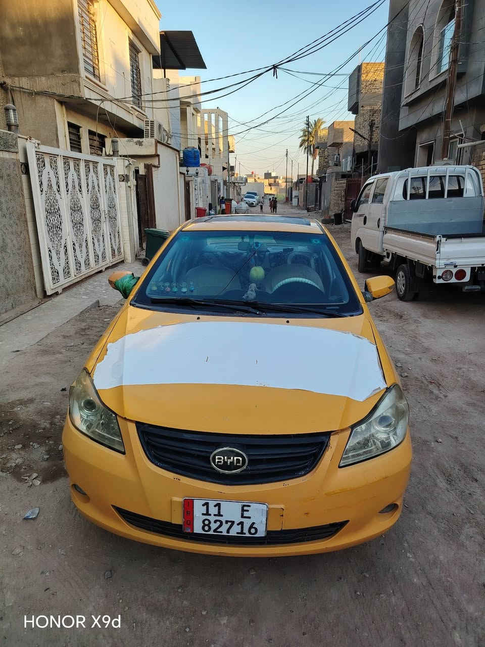 السلام عليكم 
سياره بي وايدي 13 كير ومكينه خير من الله تبريد شغال سنويه جديده لل 2031 مصفره من كلشي 
العنوان : بابل 
السعر : 44  بيه مجال 
الاستفسار : ***********
فيس ممتواجد
