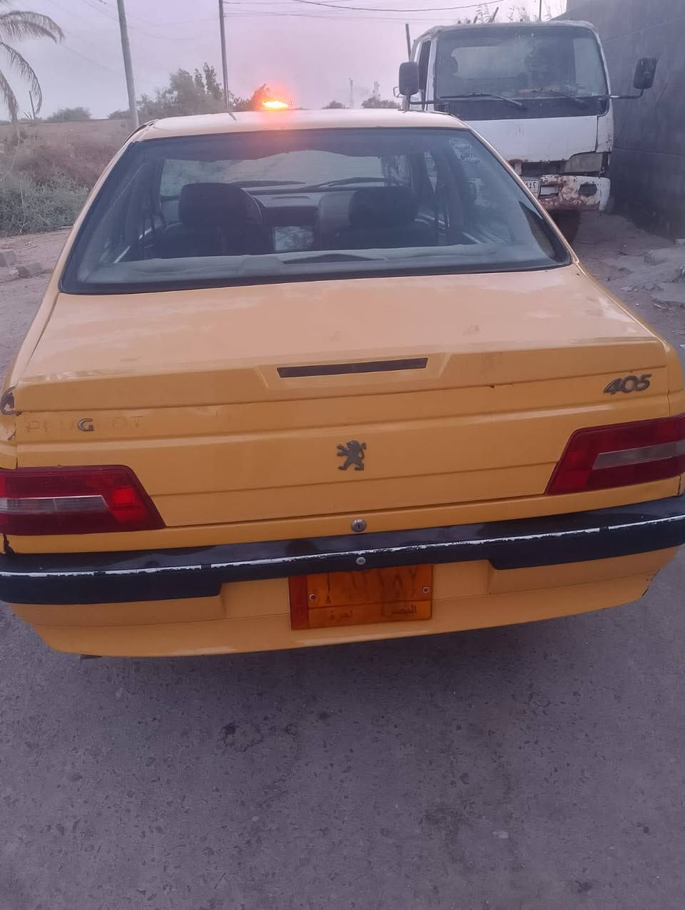 بيجو 405مديل 2016 تخم تاير جديد حدادية جديدة مكينه وكير تبريد شغالات سعر 35وبيها مجال رقم *********** العنوان بصرة الزريجي مقابل معمل ورق الدير وانا مكلف بنشر
