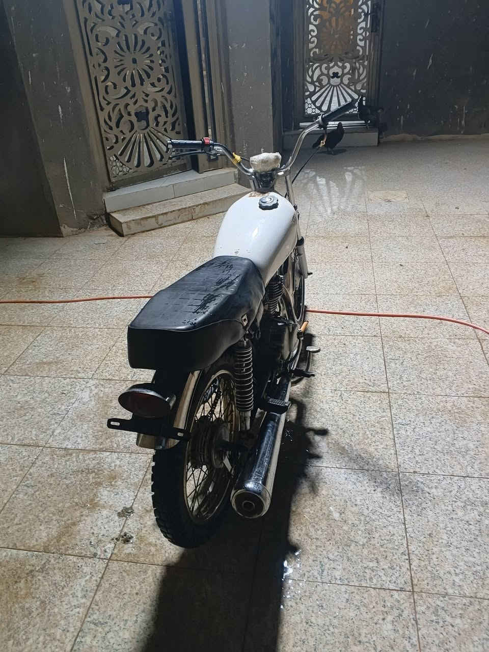 دراجه لبيع كلك سعر 300وبيه مجال ***********توصل
