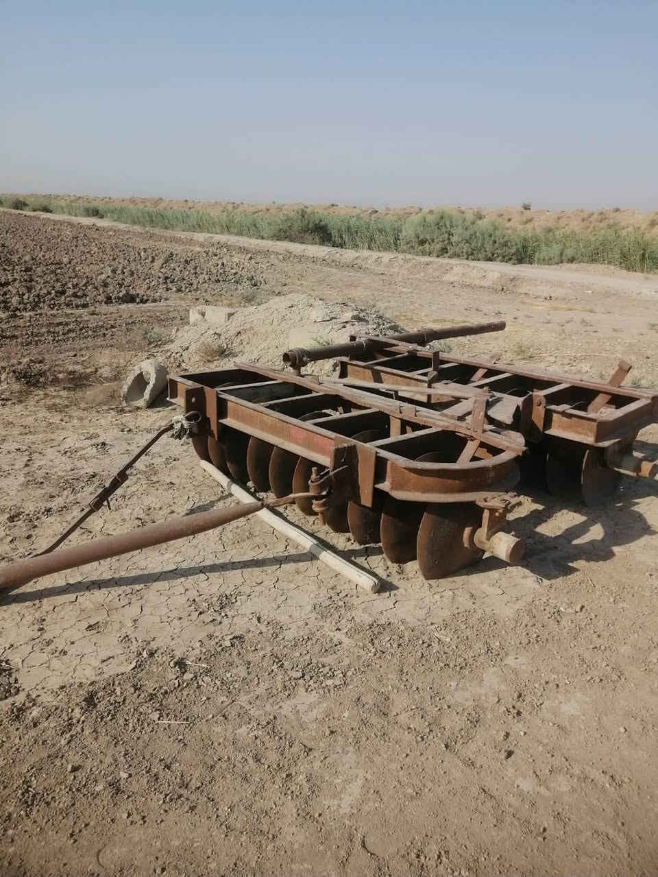 السلام عليكم
دسك للبيع 20 صاج ابو الفيل 

السعر 2250  مليونين وربع 
الكوت الاحرار المزاك 

الاستفسار ***********
