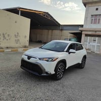 كورلا كروس • هايبرد • ٢٠٢٥