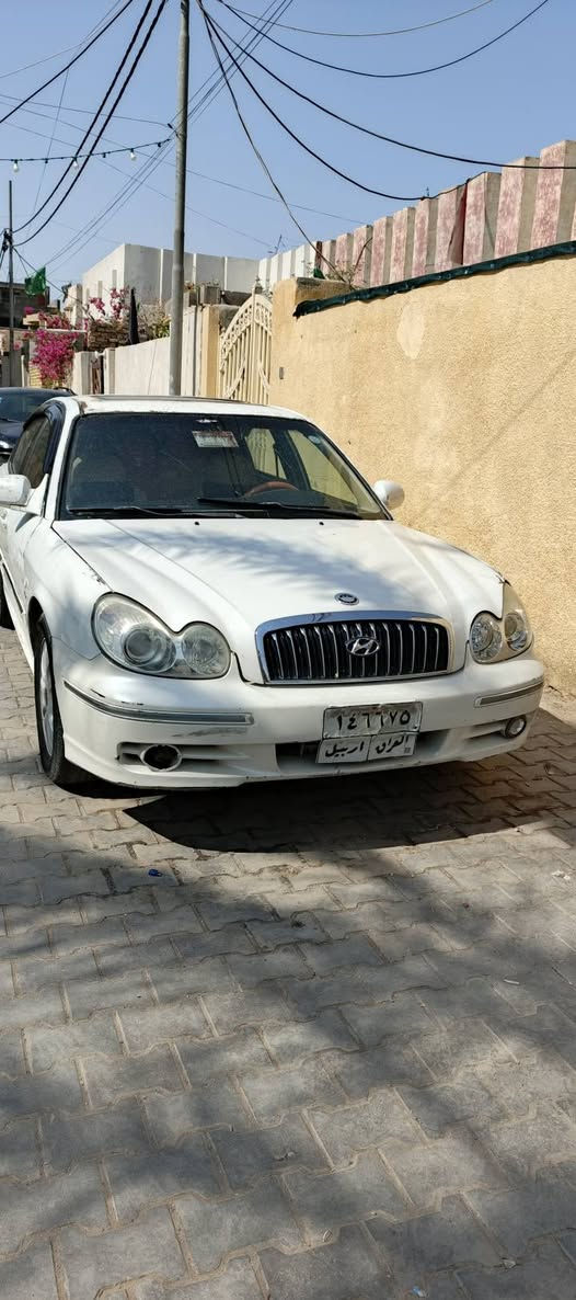 السلام عليكم ☘️
سيارة سوناتا وفود موديل 2005
السيارة خير من الله 
فتحة سقف
شاشة 
تبريد 
كير مكينة مكفولات 
مكينة ستة سلندر 
تخم تاير جديد 
رقم اربيل
شرعية مكفولة 
للاستفسار الاتصال على الرقم 
‏‪***********‬‏
