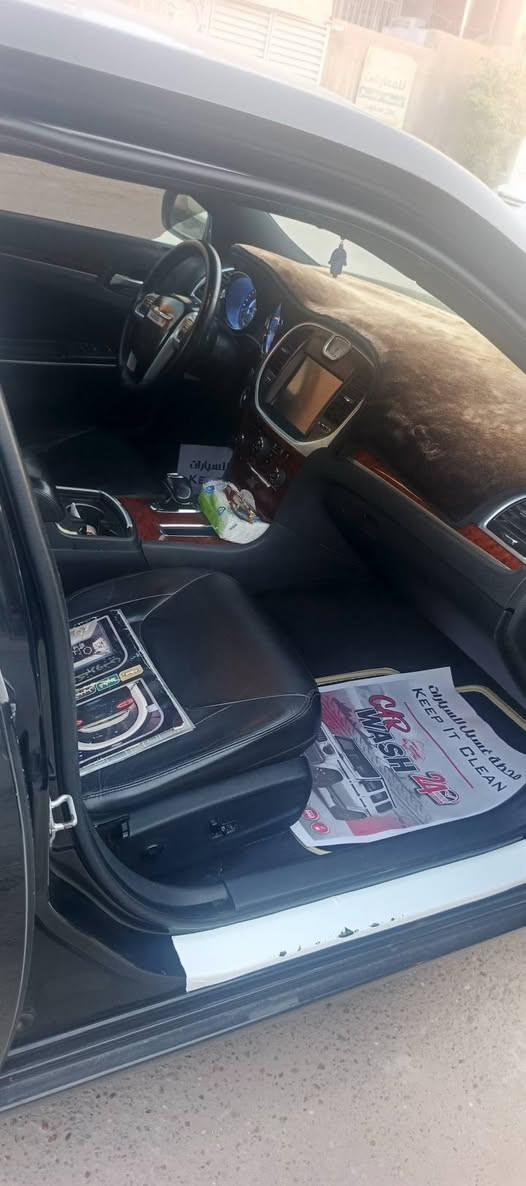 السلام عليكم اوباما للبيع مديل 14 معلايه 17 مواصفات سياره اس حادثة صبغ 3 قطع بدون داخل سياره جديدة بمنعه الكلمه واني مالك سياره السعر 130وبيه قليل شراي تصال *********** للعنوان بغداد الكرخ

