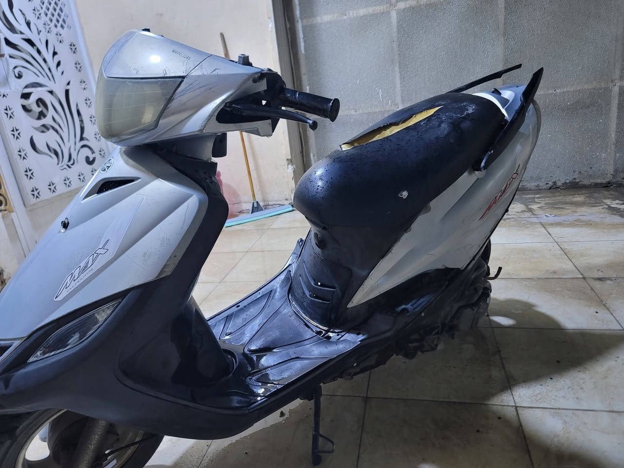 ماكس 140 مجفتة نكرة هندر بيهة نواقص باتري كهربائيات بسيطة للبيع السعر 225 وبيهة مجال حك الجية مكان دورة للاستفسار ***********
