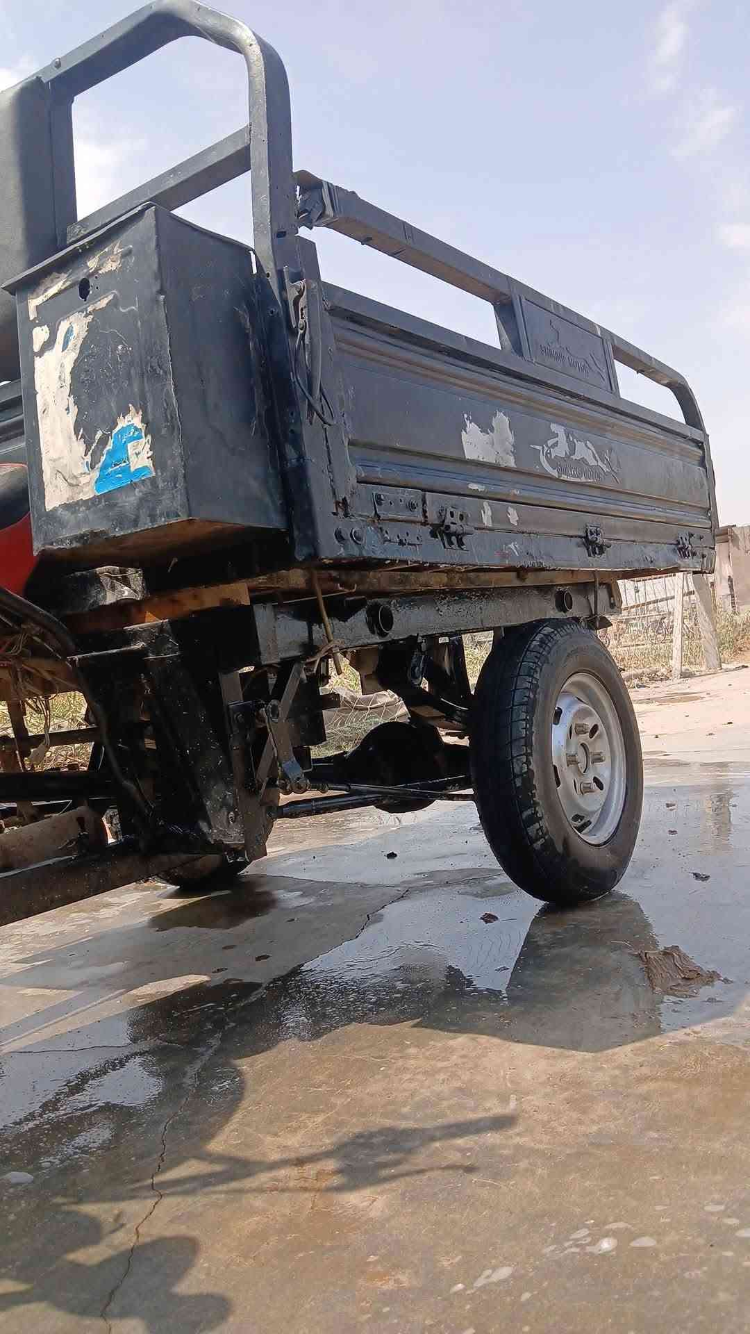 سلام عليكم  ستوته للبيع وراق صولي يديل 16 دراجه خير من الله  كهربايات شغاله  مكاني دوانيه قضاه لحمزه شراقي شراي يدك عليه *********** وبيه واتساب  تخم تاير جديد
