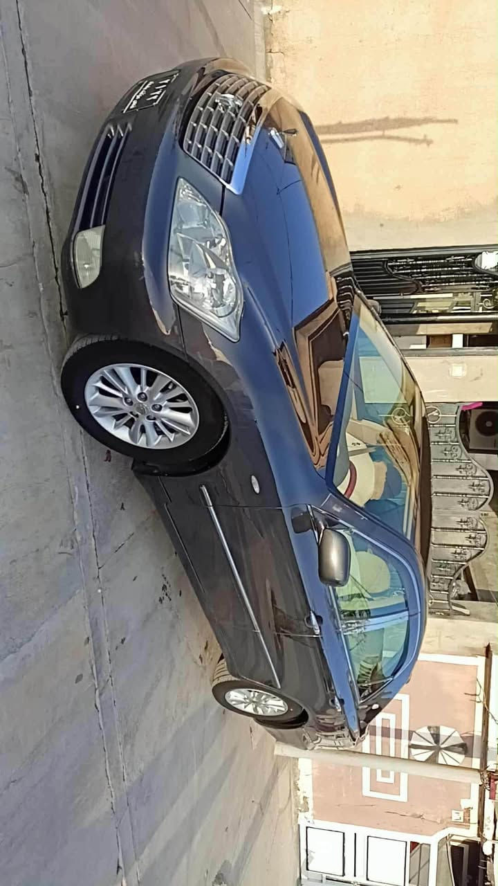 شاهینە موسس • ٢٠٠٦ • ١٨٢ الف