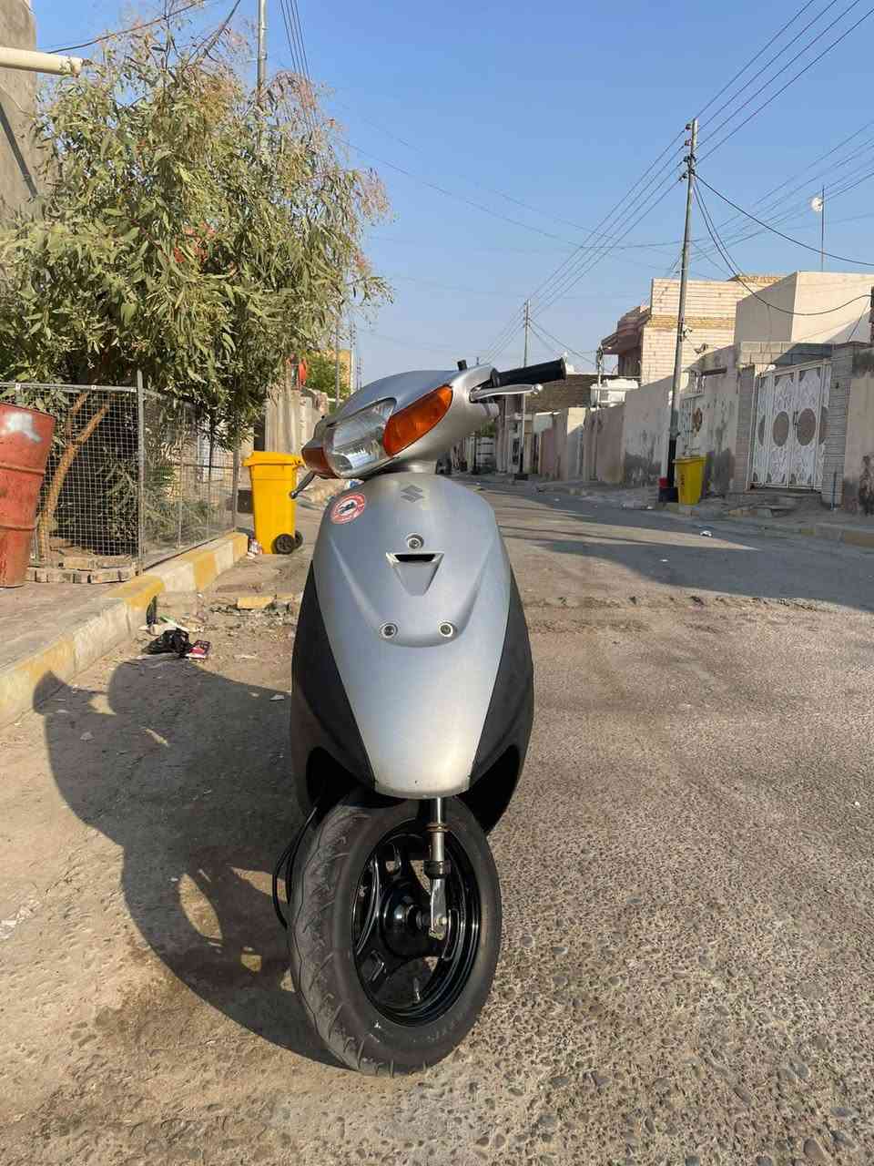 للبيع ساسوكي رياضي تقريبن صالهة شهر من طالعة من الوكيل
الدراجة كلشي بيهة  شغال         سلف وهندر 
ما مبدل بيهة اي شي ابد 
السعر 550.   وبيهة مجال الشراي يتصل ***********
