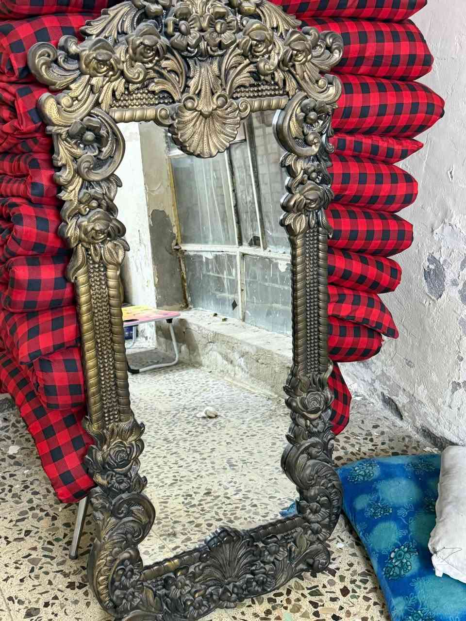 أغراض مستعمله كلمن وسعره موجود خاص وعلى رقم وات ساب مكان الدوره حي الصحه رقم ***********
