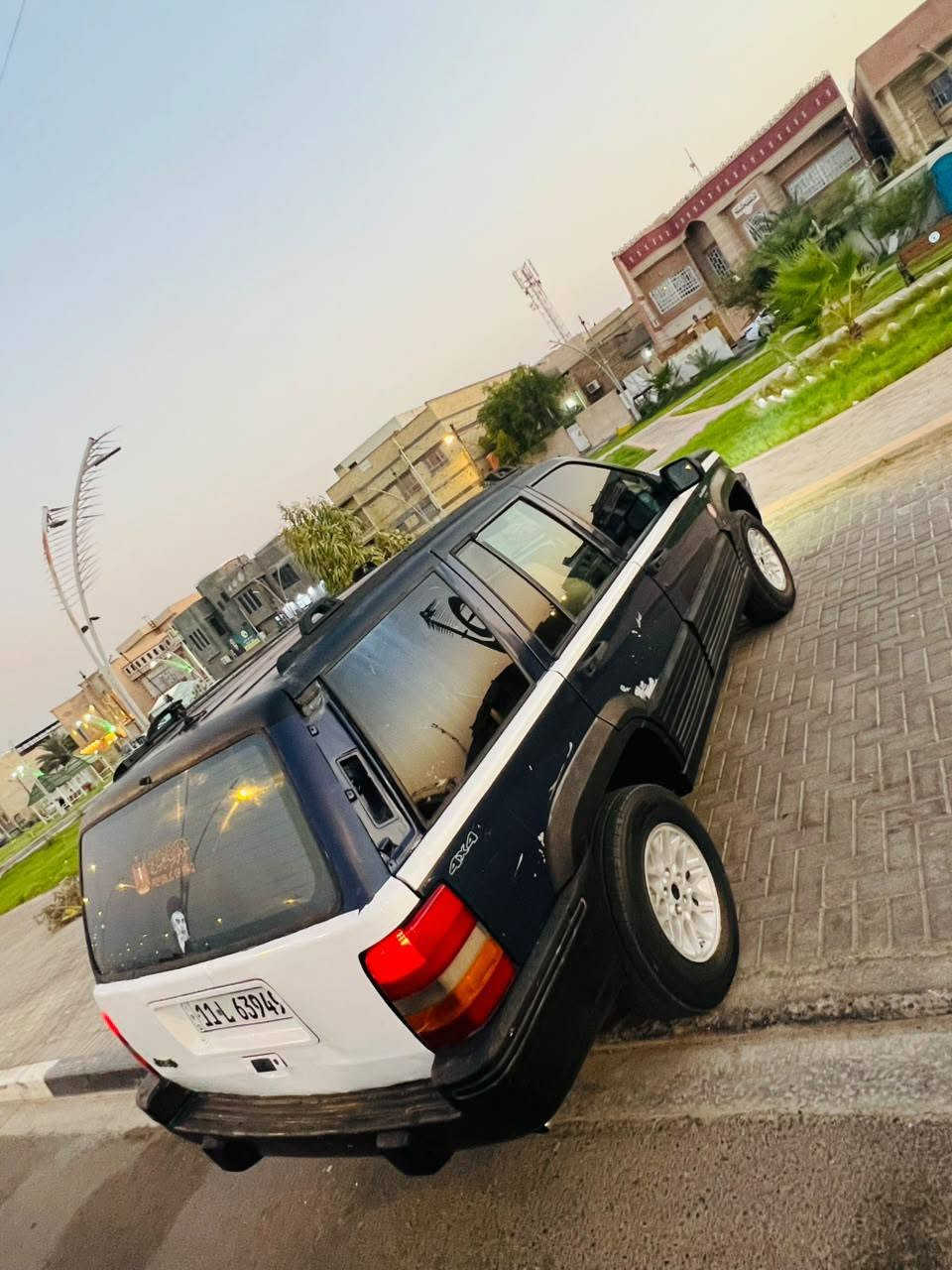 يالله سلام عليكم  جيب شيروكي موديل 1995
كير ومحرك بطه ثنين ونص بلكارتون حداده 80/100 تخم تاير جديد باور ريشه كهربائيات كلهه شغاله  مسجل مضخم صوت رقم بغداد دولي سنويه ل 2031
باسمنه تحويل مباشر السعر 33 بيه مجال مكاني البصره القبله 
الاستفسار ***********
