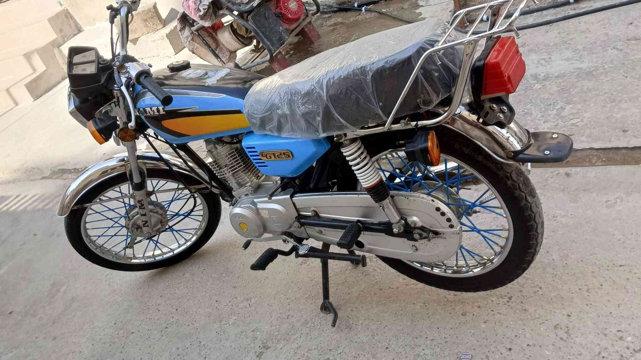 السلام عليكم دراجه نامه لبيع الموديل 25السعر 550وبيه مجال  المكان ديالى بعقوبة 
اي ستفسار عل رقم ***********
