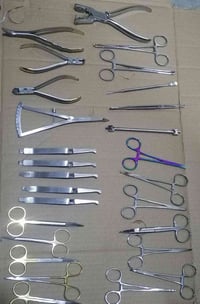 اخوان 27 قطعة كله جديد 07718911684