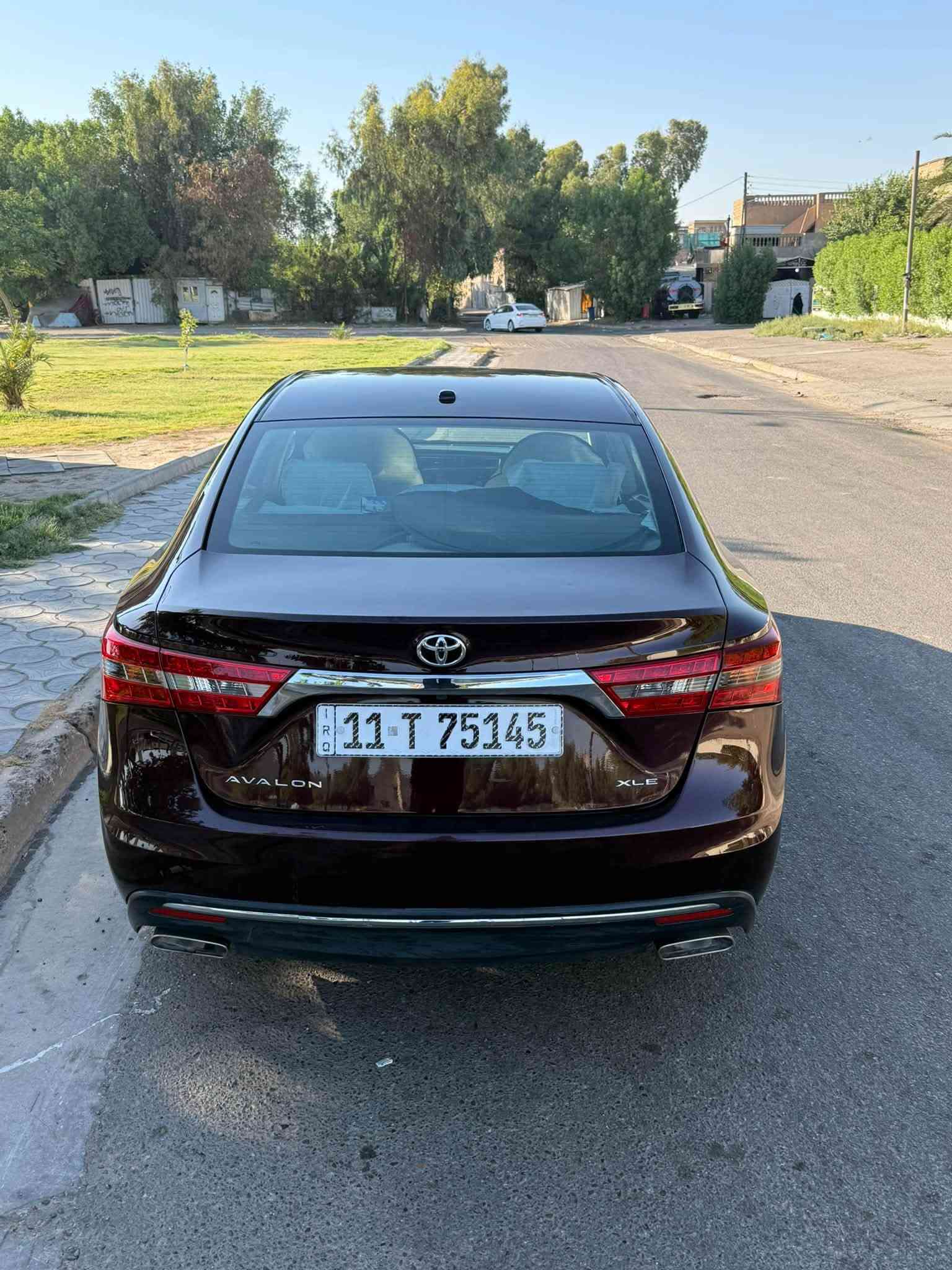 السلام عليكم
للبيع تويوتا افلون وارد امريكي 
موديل2018 فئهXLE
ماشيه 135
رقم بغداد سنويه ورقم جديد تحويل مباشر 
ضررها موضح بالصور بنيد وجاملغ بدون ايرباك 
مواصفاتها معروفه نص فول محرك 6 سلندر 
مكان السياره بغداد السعر 148
***********
