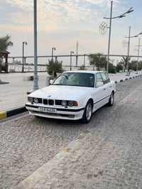 بي ام ٥٢٥ • موديل ١٩٩٠ • مصبوغه جماليه