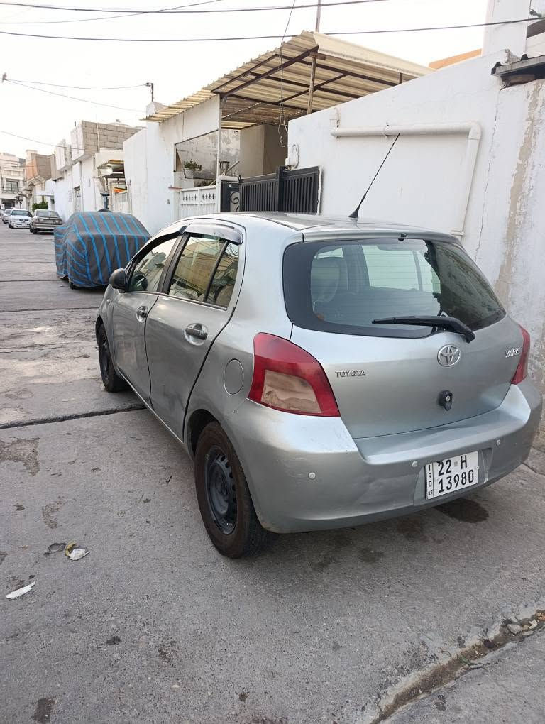 یارس مۆدیل (٢٠٠٨)
گێڕومەکینەی بەشەرتە تەبریدی بەشەرتە ئەیبی ئێسە گێڕتۆماتیک 
چارتایەی تازە لۆبەسترایە سەنەوی تا(٢٠٣٠)
بەناوی خۆمە هەزەی بەسەرنەچوو سبوغ عامە وەرگەڕایە 
بەس ناوی نەگرتیە پێشو پشتی هیچی نیە
سەدهەزار غڕامەی لەسەرە دوای معامەلە دەتدەمەوە
لەهەولێرە بەناوکردن بەشەرتە
سعری ٦٥ وەرەقەو معامەلەی 
*********** أربيل, العراق
