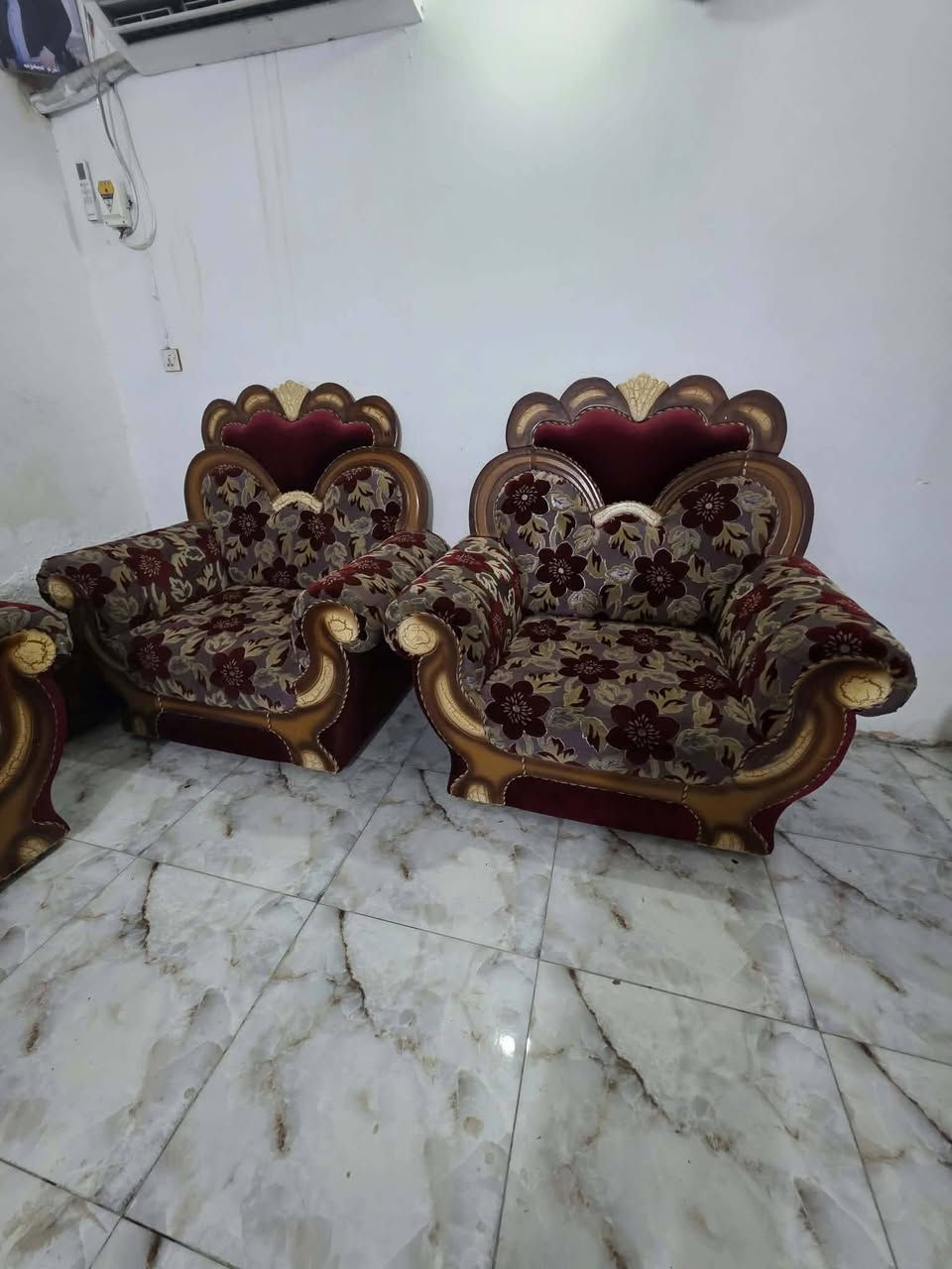 السلام عليكم تخم شغل درجه أولئ
تخم 15نفر للبيع شغل ملكي 
سعره 500وبي مجال 
مكان حله مركز @إشارة 
للاستفسار***********
