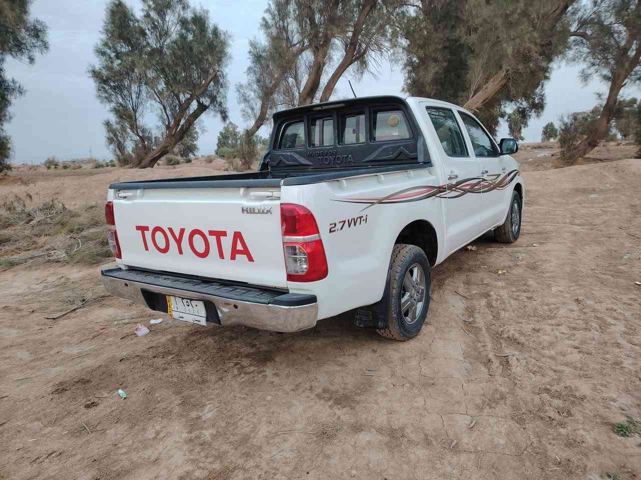 هايلوكس ٢٠١٥ اوتوماتيك شاصي ١٩ رقم ميسان تحويل مباشر بيهه بابين صبغ اثر شخط بدون داخل وبدون فتح السيارة نضيفه وحلوه السونار موجود السعر ١٨٩ 
للاستفسار ***********
وات ساب ***********
