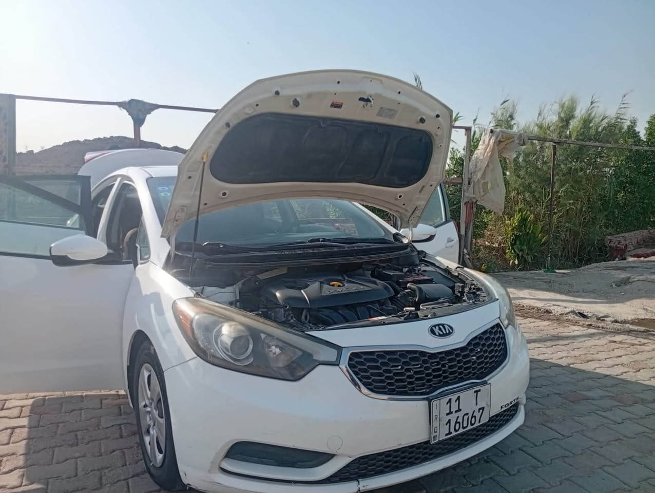 السلام عليكم 
كيه فورتي موديل 16
رقم بغداد باسمي 
مكينه الفين ما مفتوحه جديده 
تبريد ثلج 
حداديه جديده 
السونار مرفق 
للبيع فقط 
للاستفسار اكثر تواصلو ع هذا الرقم 
***********
