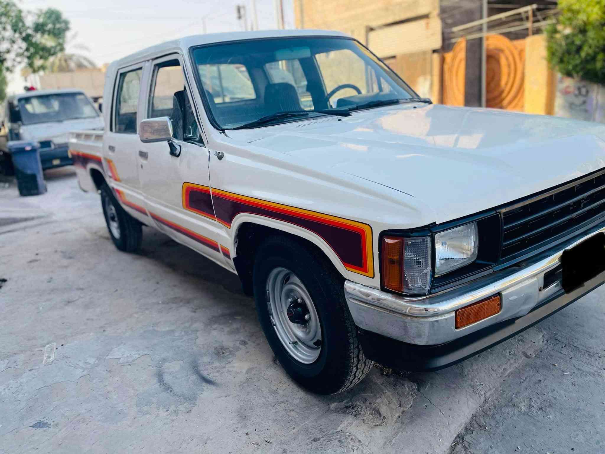 البيع بيكم تيوتا 
موديل 1988 كير مكينه مكفول
شواصي مكفوله دواخل نضيفه 
رقم بغداد شرط التحويل 
مصبوغه حزام بدون ضربه 
مكان بغداد السعر 33 وبيه مجال
رقمي ***********
