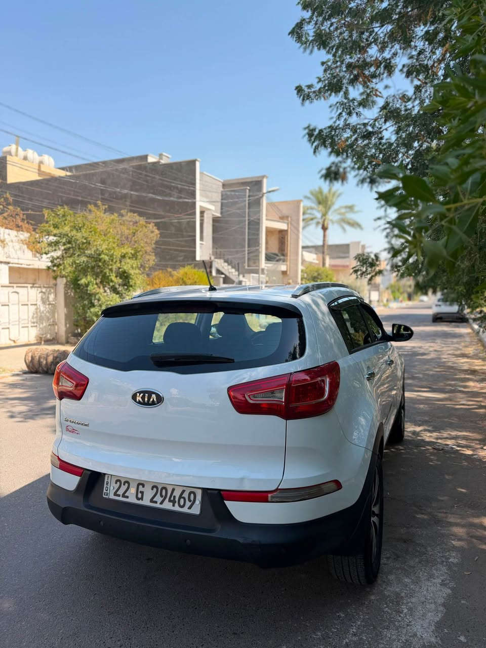 للبيع سبورتج ٢٠١٢
خليجي مكفوله من الصبغ والتبديل
رقم اربيل بأسمي هزه وسنويه ورقم جديد
مواصفات اعتيادي بيها ثلاجه داخليه 
شاشه  تحكم ستيرن و كامره خلفيه 
مكينه والكير مكفولات
وخير من الله تخم تاير جديد تبريد ثلج والسياره
جاهزه كاشي ميحتاجلها مصرف والسونار مرفق بلمنشور وجديد
السعر ١٣٢ ورقه وبيها مجال 
العنوان بغداد الصليخ
الرقم *********** بغداد, العراق
