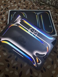 آيباد برو M5 • ٢٥٦ • نضافه