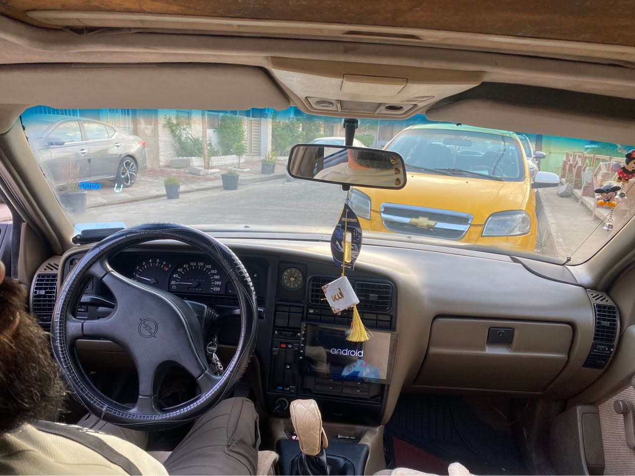 اوميكه موديل 90  نينوه سنويه مشروع وطني لغايه 29 بدون ضربه ولا صبغ كلها ابلاد شركه كير محرك شرط مكان السياره كركوك شرط تحويل *********** سعرها ٤٣ كركوك, العراق
