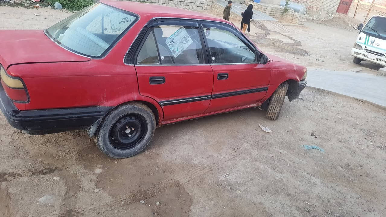 كورلا ٩١ محرك ١٦٠٠ لاتنقيص لاتبخير كير جديد مال كصه باتري جديد داينمو جديد
صلنصه جديده اويالا جدد تايرات اماميه جدد الوره انضاف كهربائيات كلها شغاله مشروع وطني رقم صلاح الدين 
سنويه ٢٨ المكان سامراء 
السعر ٣٥ قفل قفل 
***********
