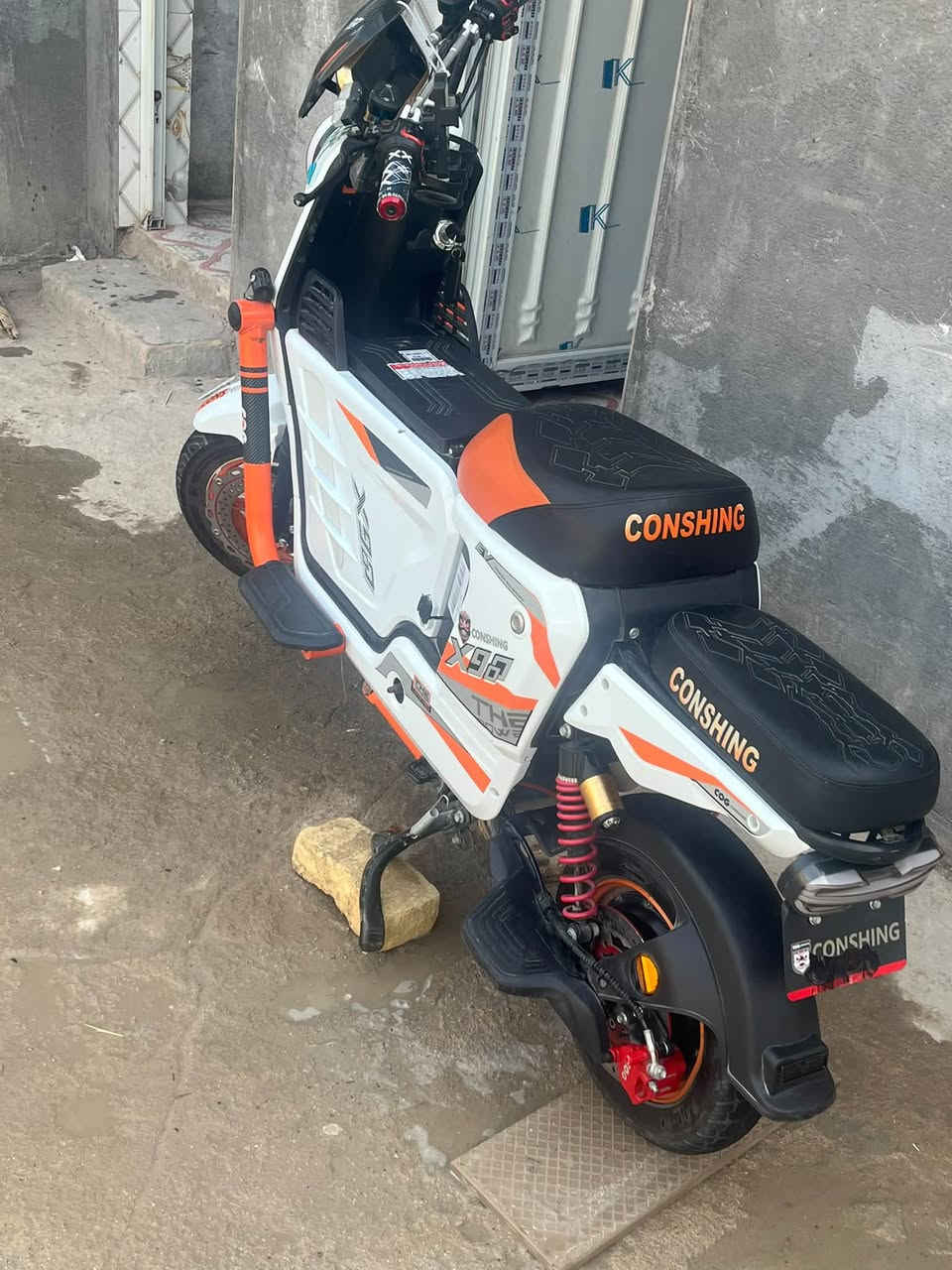 X900
بطاريات 3جديدات و2البلاديات دراجه نضيفه وتمشيك خير من الله وغراضها موجودات ووياها سوجين وبصمتين 
*********** واتساب 
سعرها 375وبيها مجال
